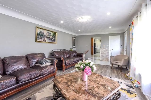 4 Piott Court, House detached with 4 bedrooms, 2 bathrooms and 4 parking in Hamilton ON | Image 17