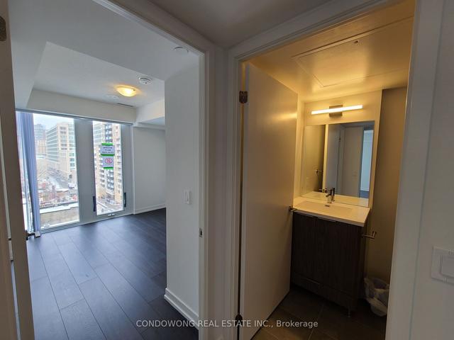 811 - 60 Shuter St, Condo with 1 bedrooms, 1 bathrooms and 0 parking in Toronto ON | Image 11