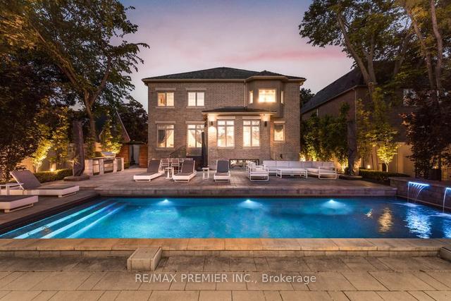 142 Upper Canada Dr, House detached with 4 bedrooms, 6 bathrooms and 10 parking in Toronto ON | Image 32