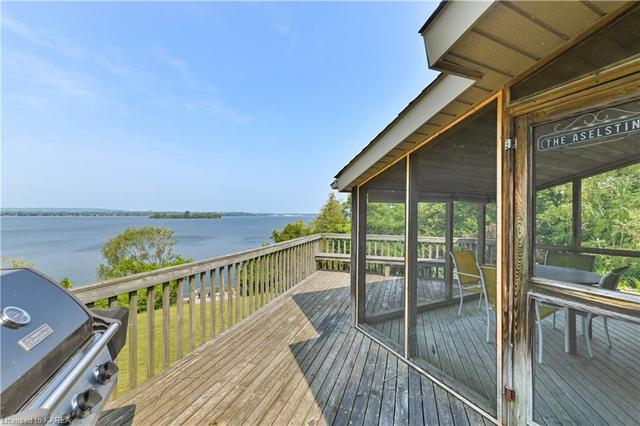 3438 County Road 3, House detached with 4 bedrooms, 2 bathrooms and 10 parking in Prince Edward County ON | Image 28