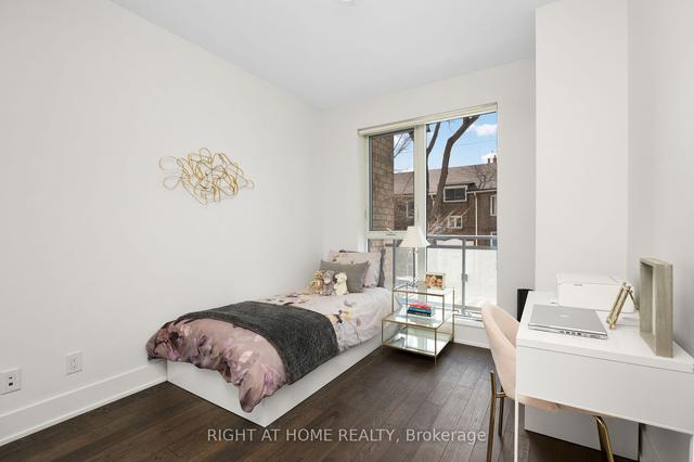 107 - 1830 Bloor St W, Townhouse with 2 bedrooms, 3 bathrooms and 1 parking in Toronto ON | Image 9