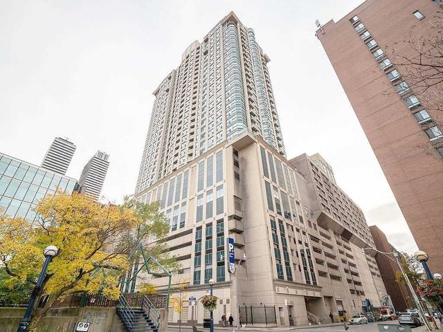 2805 - 8 Park Rd, Condo with 2 bedrooms, 2 bathrooms and 2 parking in Toronto ON | Image 12