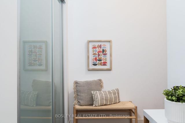 704 - 2 Gladstone Ave, Condo with 2 bedrooms, 1 bathrooms and 1 parking in Toronto ON | Image 30