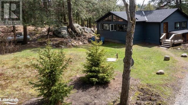 1050 Fair Lee Park Road, House detached with 3 bedrooms, 2 bathrooms and 3 parking in Muskoka Lakes ON | Image 17