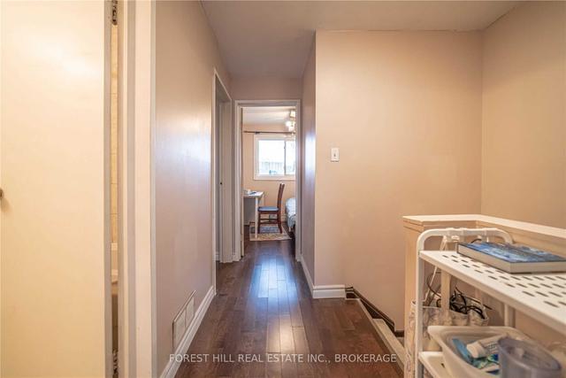 276 Sprucewood Crt, Townhouse with 4 bedrooms, 2 bathrooms and 2 parking in Toronto ON | Image 20