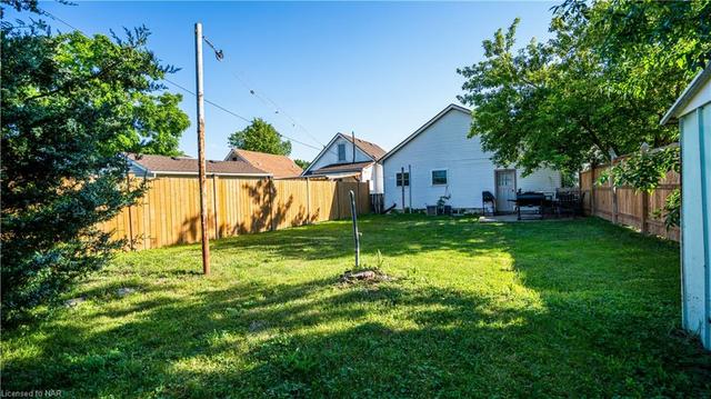 51 Rosedale Avenue, House detached with 2 bedrooms, 1 bathrooms and 3 parking in St. Catharines ON | Image 16
