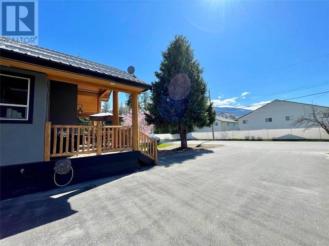 230 White Pine Crescent, House detached with 3 bedrooms, 2 bathrooms and 3 parking in Sicamous BC | Image 55
