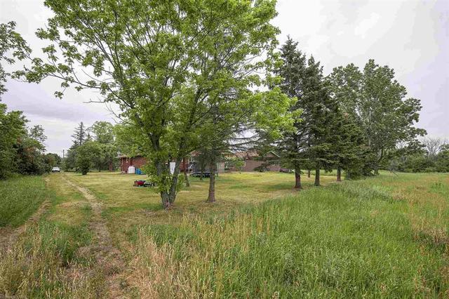4088 Henderson Road, House detached with 3 bedrooms, 2 bathrooms and 10 parking in South Frontenac ON | Image 30