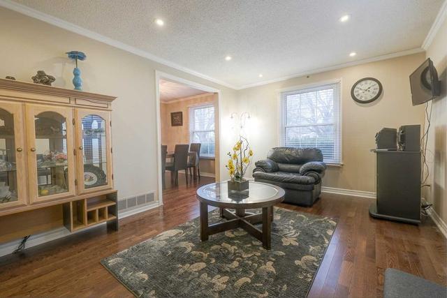26 Chumleigh Cres, House detached with 3 bedrooms, 1 bathrooms and 1 parking in Markham ON | Image 22