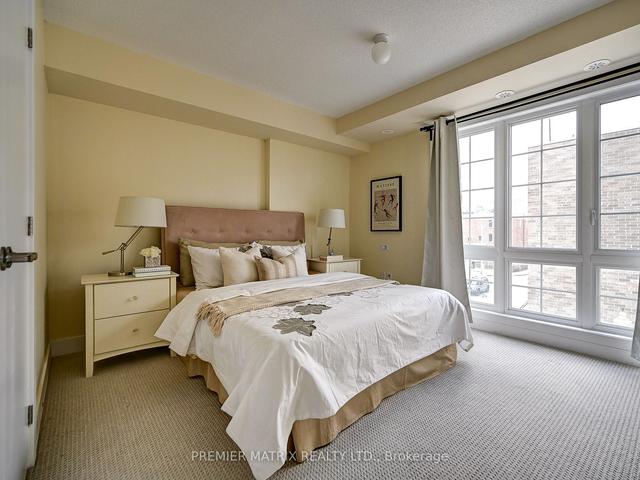 54 - 1 Elsie Lane, House attached with 3 bedrooms, 3 bathrooms and 2 parking in Toronto ON | Image 17