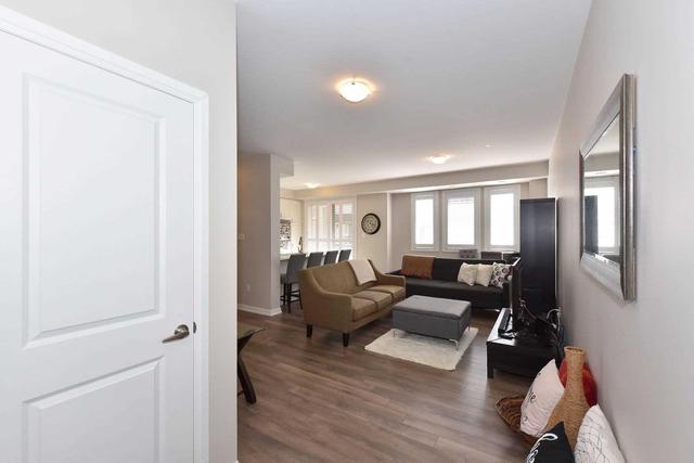 9 Frederick Wilson Ave, Townhouse with 2 bedrooms, 3 bathrooms and 1 parking in Markham ON | Image 5