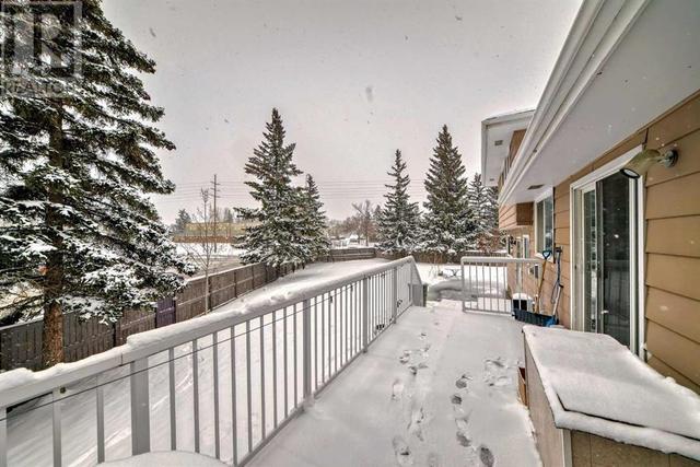 14 Varmoor Place Nw, House detached with 4 bedrooms, 2 bathrooms and 4 parking in Calgary AB | Image 39