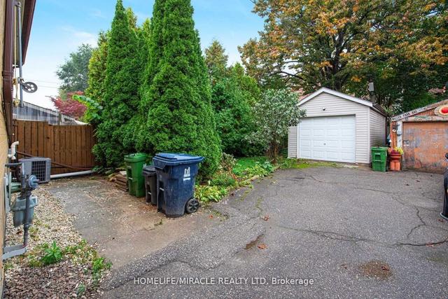 50 Haverson Blvd, House detached with 2 bedrooms, 2 bathrooms and 2 parking in Toronto ON | Image 15