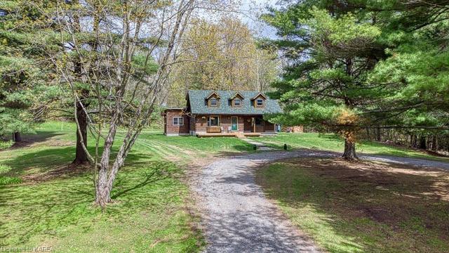 1043 Forty Foot Road, Home with 4 bedrooms, 2 bathrooms and 10 parking in Central Frontenac ON | Image 2