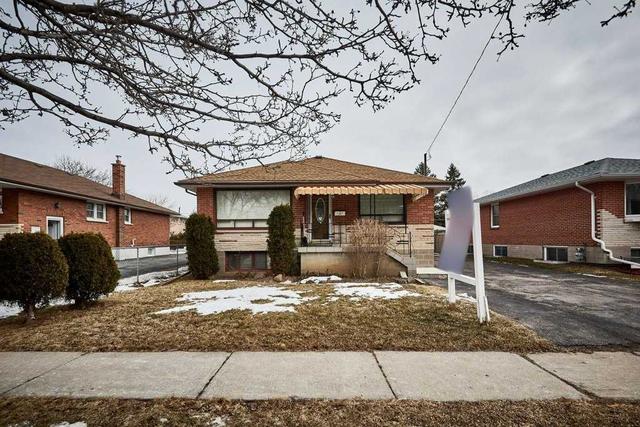 223 Cromwell Ave, House detached with 3 bedrooms, 2 bathrooms and 4 parking in Oshawa ON | Image 35