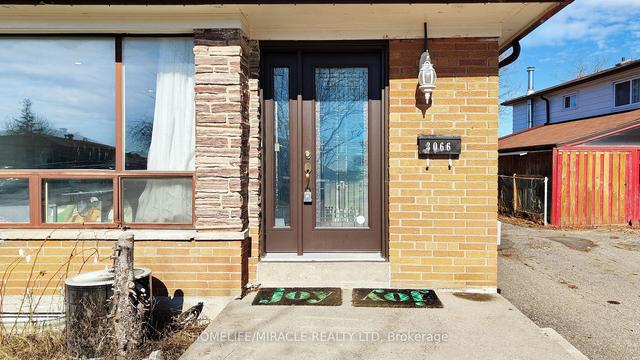 3066 Mallbridge Cres, House semidetached with 3 bedrooms, 3 bathrooms and 5 parking in Mississauga ON | Image 12