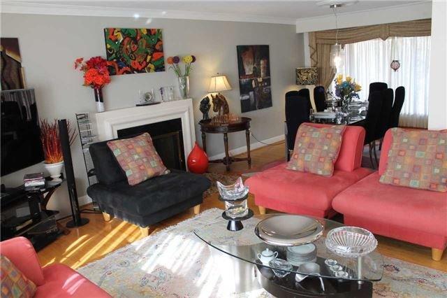 15 Blaine Dr, House detached with 3 bedrooms, 3 bathrooms and 4 parking in Toronto ON | Image 5