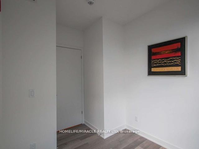 b502 - 5240 Dundas St N, Condo with 2 bedrooms, 2 bathrooms and 1 parking in Burlington ON | Image 13