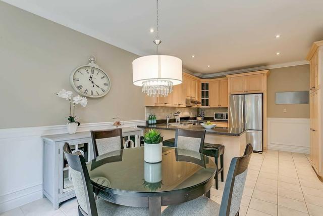 2239 Foxfield Rd, House detached with 4 bedrooms, 3 bathrooms and 2 parking in Oakville ON | Image 11