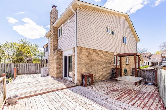 40 Lansing Sq, House detached with 3 bedrooms, 3 bathrooms and 4 parking in Brampton ON | Image 29