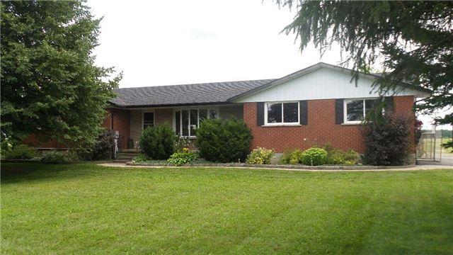 8565 Wellington 14 Rd, House detached with 3 bedrooms, 2 bathrooms and 10 parking in Wellington North ON | Image 2