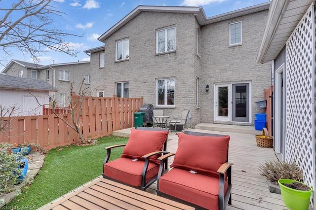 33 Yonge Street, House semidetached with 2 bedrooms, 3 bathrooms and 4 parking in Kingston ON | Image 26