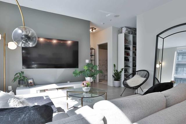 516 - 30 Nelson St, Condo with 1 bedrooms, 1 bathrooms and 1 parking in Toronto ON | Image 5