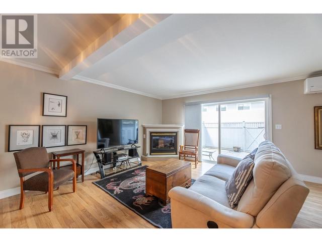 104 - 3315 Wilson Street, House attached with 3 bedrooms, 1 bathrooms and 1 parking in Penticton BC | Image 14