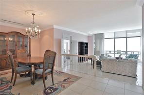 Ph 3 - 2170 Marine Dr, Condo with 2 bedrooms, 3 bathrooms and 4 parking in Oakville ON | Image 5