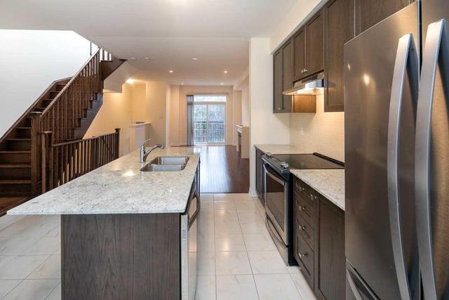 224 London Lane St, House attached with 3 bedrooms, 3 bathrooms and 2 parking in Ajax ON | Image 6