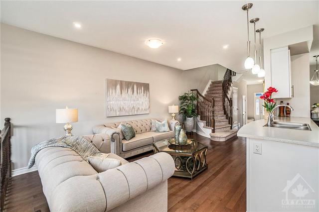 205 Sittelle Private, Townhouse with 3 bedrooms, 3 bathrooms and 4 parking in Ottawa ON | Image 8