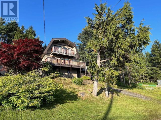 793 Evergreen Drive, House detached with 3 bedrooms, 2 bathrooms and null parking in Port Edward BC | Image 1