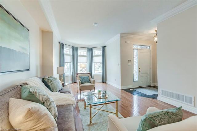 40 - 74 Compass Way, House attached with 4 bedrooms, 3 bathrooms and 3 parking in Mississauga ON | Image 4