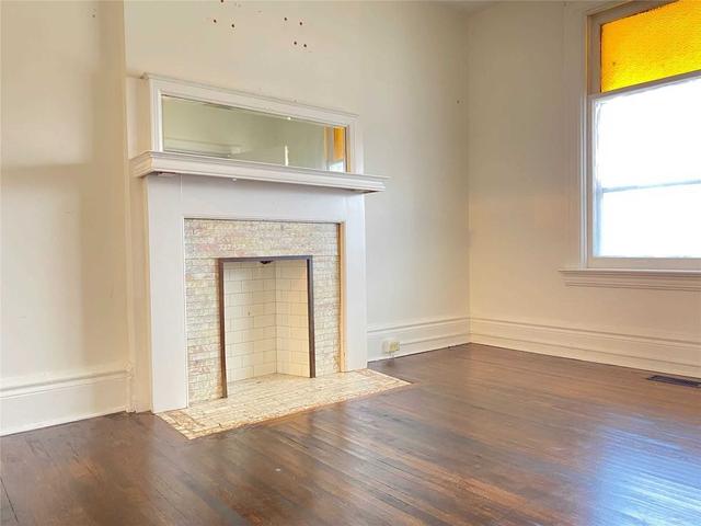674 Bathurst St, House semidetached with 5 bedrooms, 2 bathrooms and 2 parking in Toronto ON | Image 15