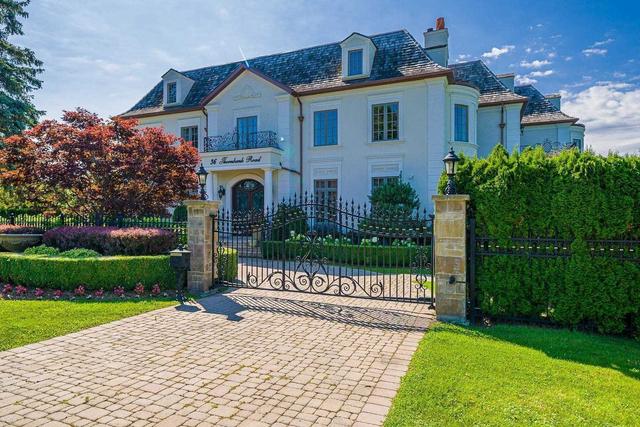 36 Thornbank Rd, House detached with 5 bedrooms, 10 bathrooms and 9 parking in Vaughan ON | Image 1