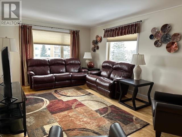 402 - 375 Adelaide St, Condo with 2 bedrooms, 1 bathrooms and null parking in Thunder Bay ON | Image 9