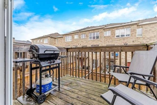 16 Promenade Tr, House attached with 3 bedrooms, 3 bathrooms and 2 parking in Halton Hills ON | Image 4