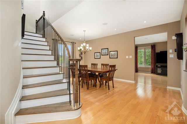 58 Grenwich Circle, House detached with 6 bedrooms, 6 bathrooms and 8 parking in Ottawa ON | Image 4