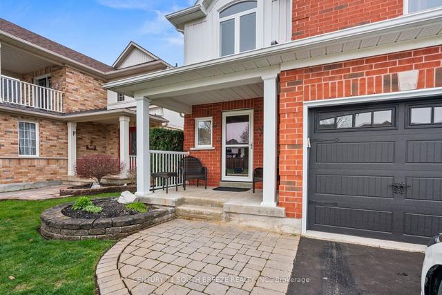 132 Toscana Dr, House detached with 3 bedrooms, 4 bathrooms and 5 parking in Whitby ON | Image 12