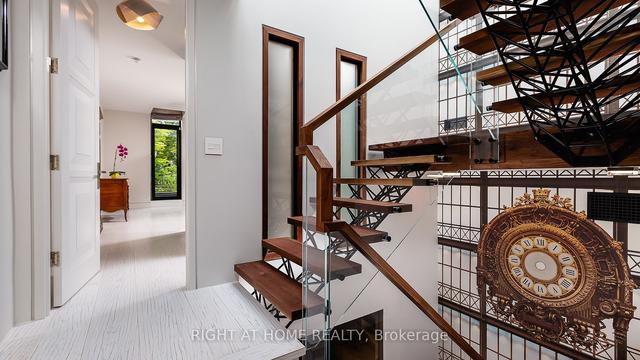 53 Hazelton Ave, House semidetached with 3 bedrooms, 4 bathrooms and 2 parking in Toronto ON | Image 16