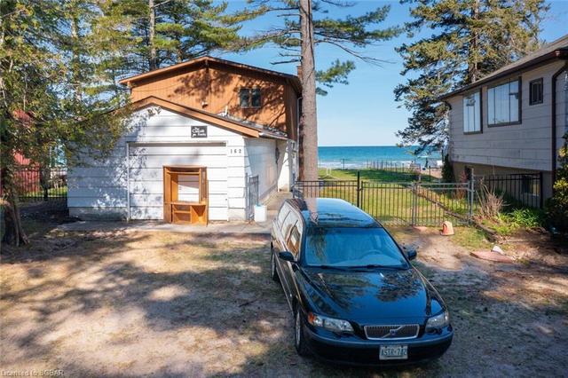 162 Santos Lane, House detached with 3 bedrooms, 2 bathrooms and 5 parking in Wasaga Beach ON | Image 16