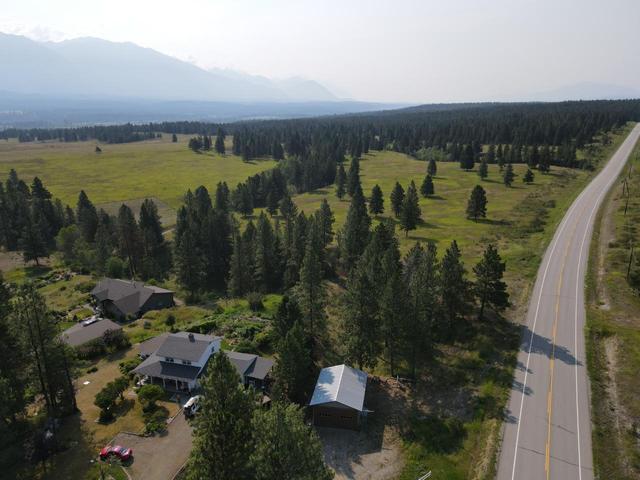 4152 Elk Drive, House detached with 3 bedrooms, 2 bathrooms and null parking in East Kootenay E BC | Image 5