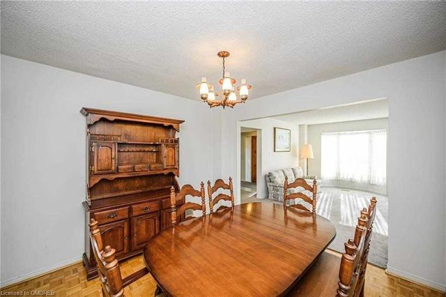 1457 Wakehurst Cres, House detached with 4 bedrooms, 3 bathrooms and 4 parking in Oakville ON | Image 38