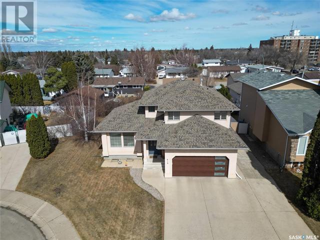 416 Mahon Drive, House detached with 5 bedrooms, 4 bathrooms and null parking in Prince Albert SK | Image 2