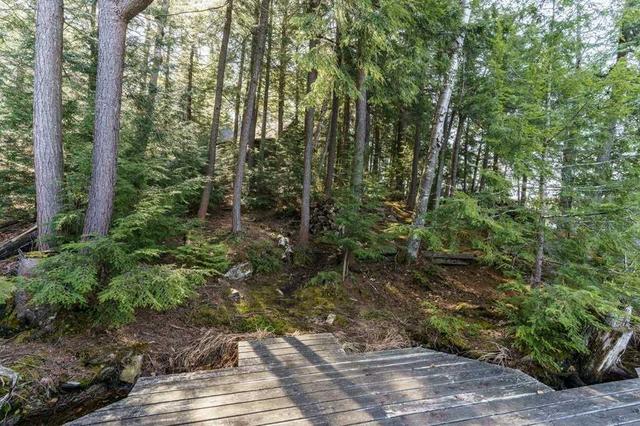 1409 West Oxbow Lake Rd, House detached with 3 bedrooms, 1 bathrooms and 4 parking in Lake of Bays ON | Image 3