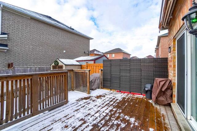 63 Penbridge Circ, House detached with 4 bedrooms, 3 bathrooms and 6 parking in Brampton ON | Image 33
