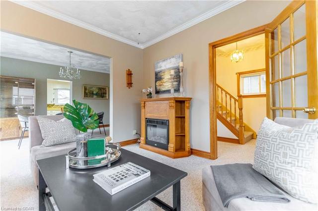 20 Crimea Street, House detached with 3 bedrooms, 1 bathrooms and null parking in Guelph ON | Image 2