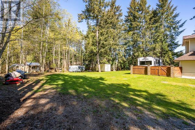 2201 Sea Lion Way, House detached with 5 bedrooms, 6 bathrooms and 7 parking in Comox Valley B (Lazo North) BC | Image 86