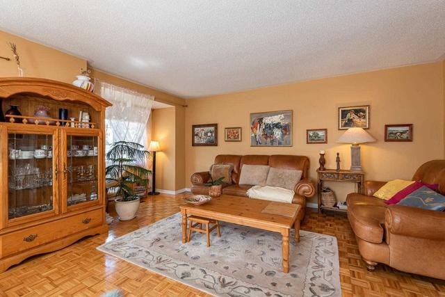 40 Springside Way, Townhouse with 3 bedrooms, 3 bathrooms and 2 parking in Toronto ON | Image 4