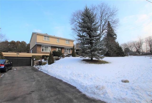 200 Glenwood Cres, House detached with 4 bedrooms, 4 bathrooms and 8 parking in Oshawa ON | Image 1
